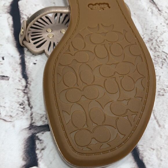 8 COACH JULIA SANDALS in champagne  (nib) - Picture 8 of 10